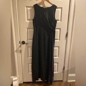 Tahari Black Sleeveless Maxi Dress